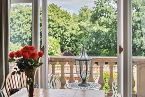 Photo 11- click for photo gallery